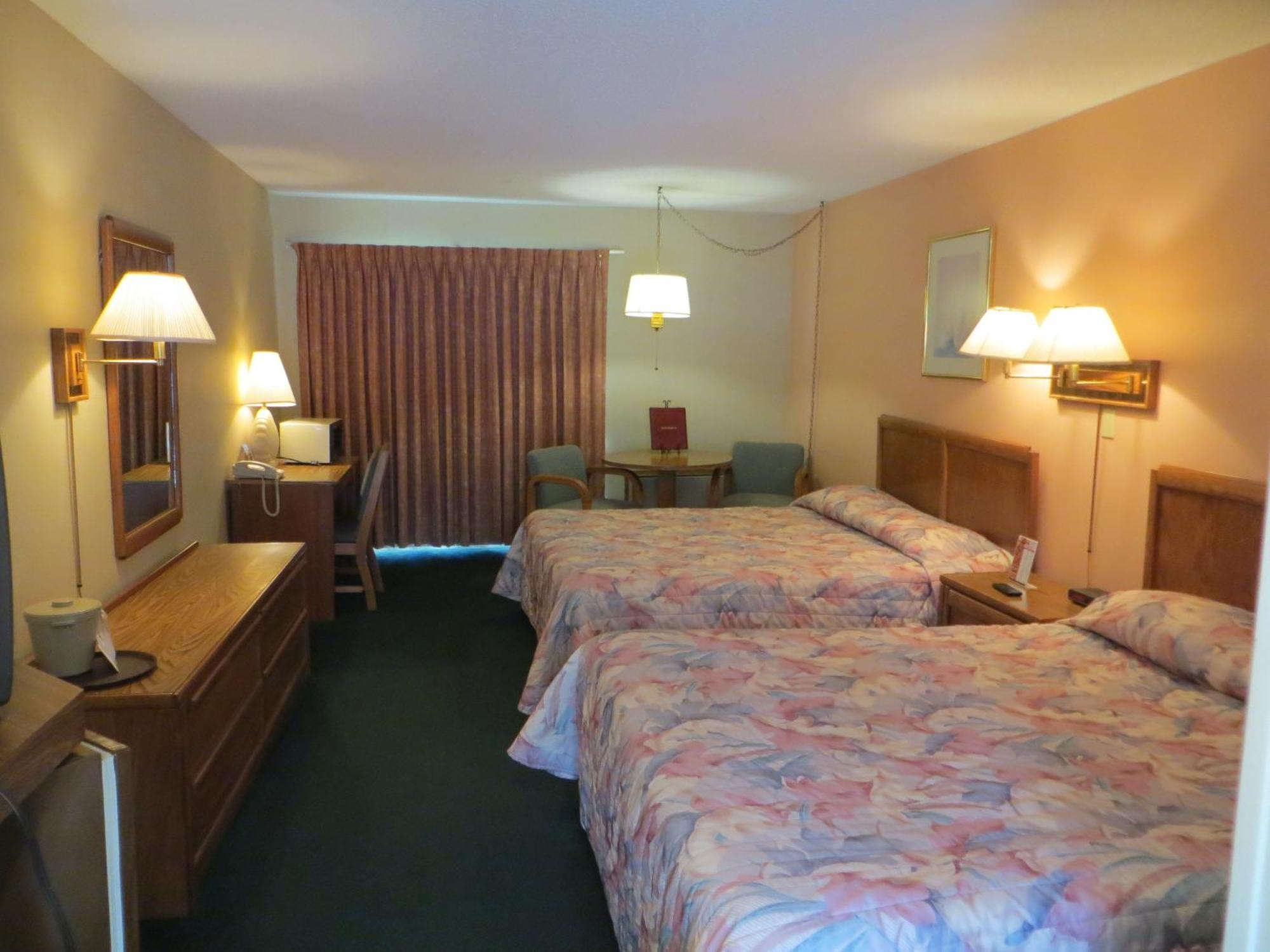 Starlite Budget Inn 맥키노 시티 외부 사진